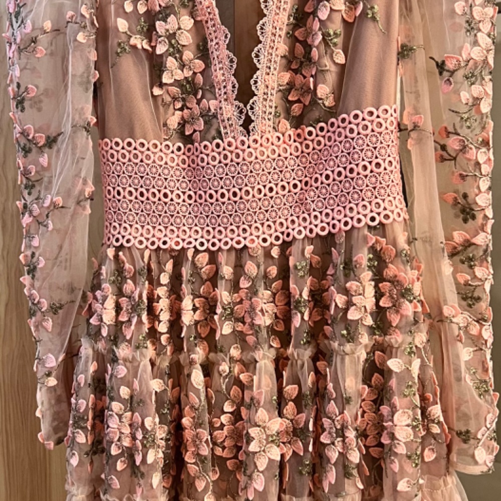 Neiman Marcus- Mini floral dress - Picture 2 of 5